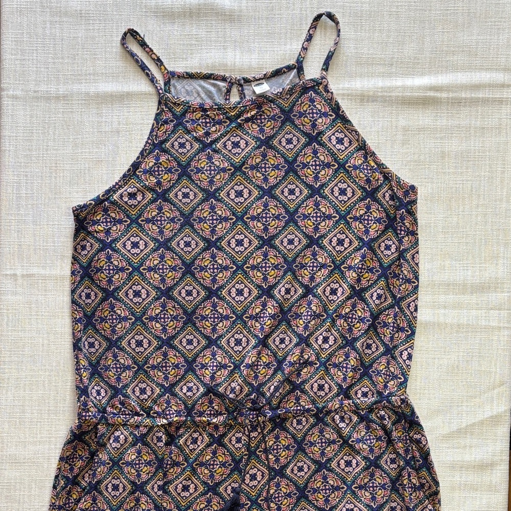Old Navy Kids One Piece with Colorful Diamond Pattern